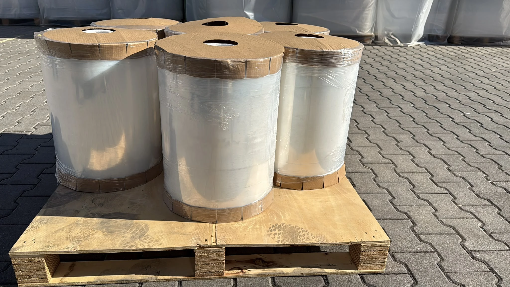 Folia stretch Jumbo 20 µm / 250% — Wariant materiału